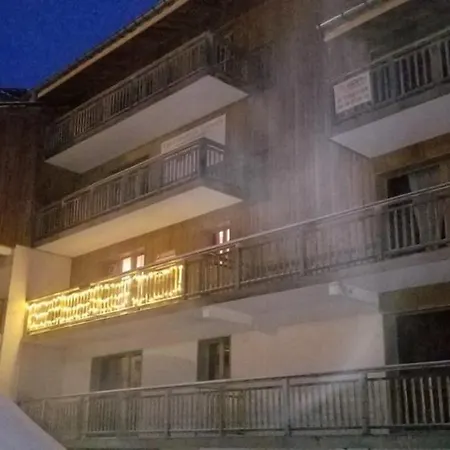 Au Centre De La Station De Ski De Valfrejus - Appartement 4-6 Personnes Exterior photo